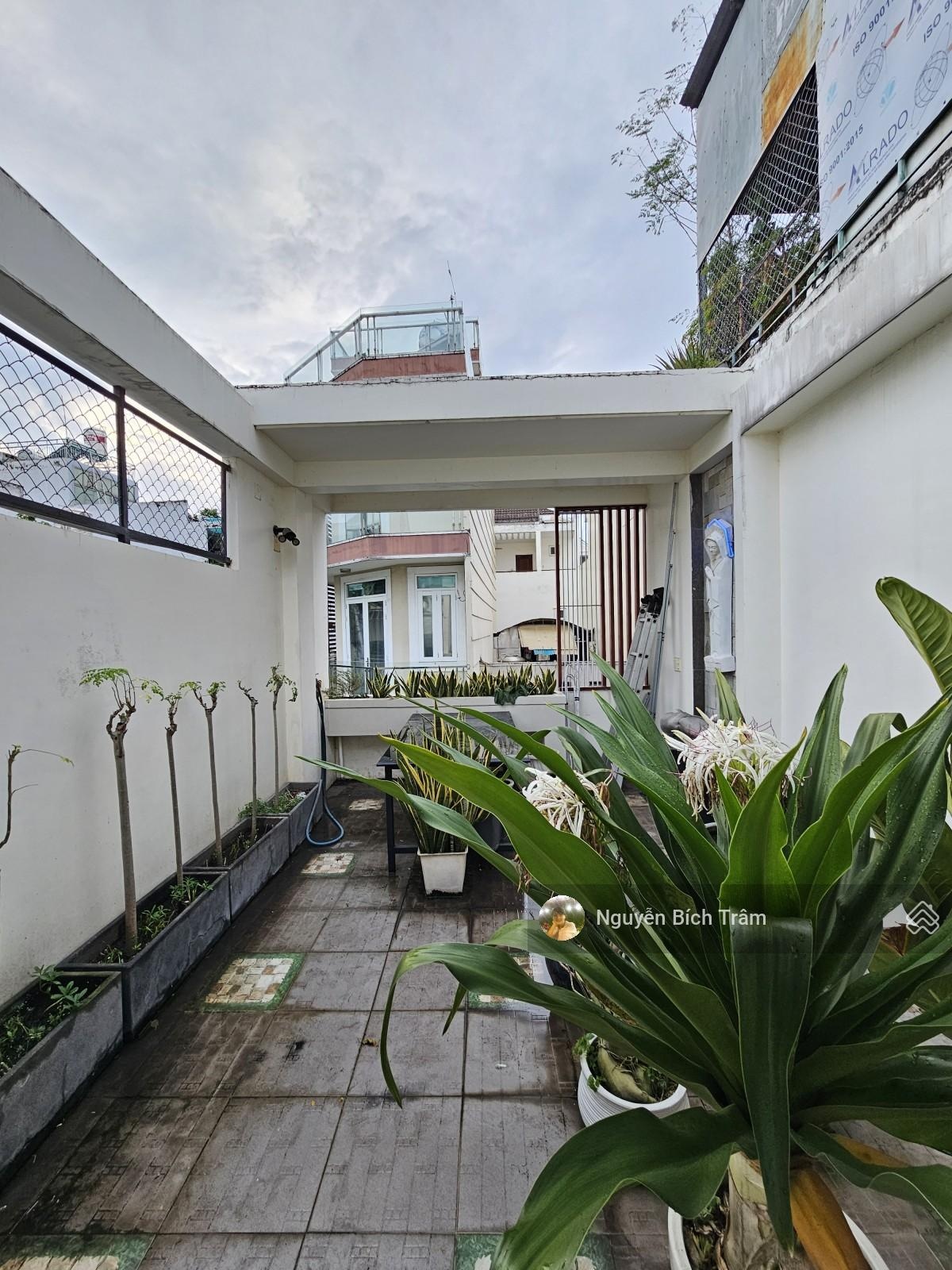 GẤP! Bán căn nhà đẹp Ở NGAY - Cách Mạng Tháng 8 CV Lê Thị Riêng - HXH thông dt_70m2 N4m - 11.3 tỷ