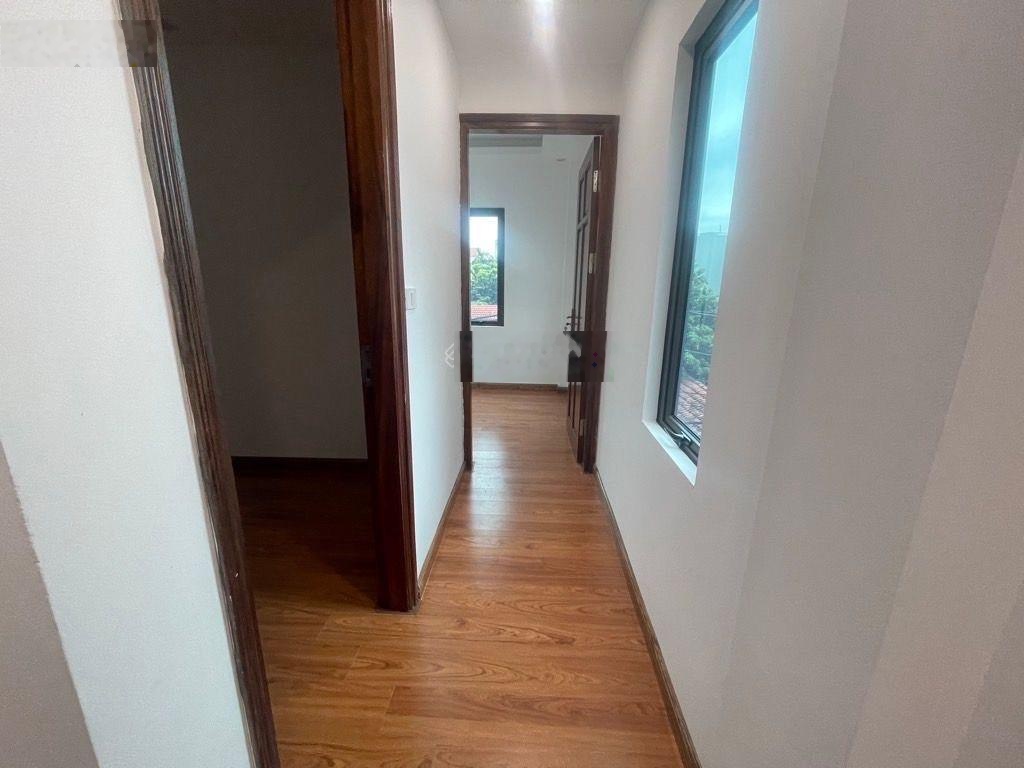 Nhà Hiếm -Yên Bệ-Kim Chung -45m2-5 Tầng -7,x TỶ -Nhà mặt phố -Mặt Tiền rộng -Trục Kinh Doanh -Ô tô