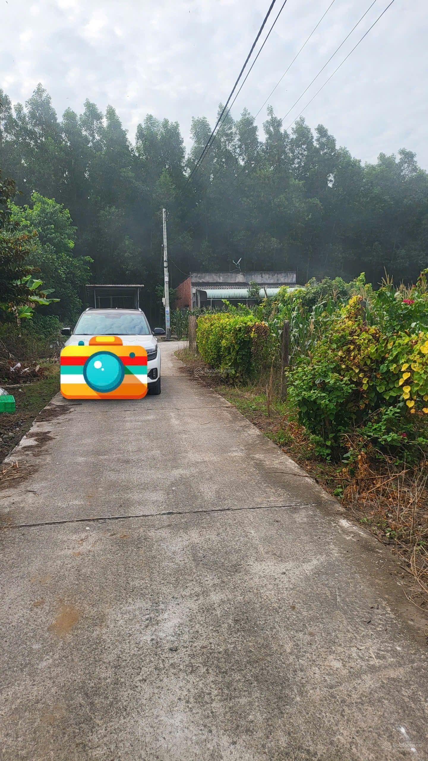 Chính chủ gửi bán lô đất Long Đất đối diện cổng khu công nghiệp Đất Đỏ 132m2/800tr