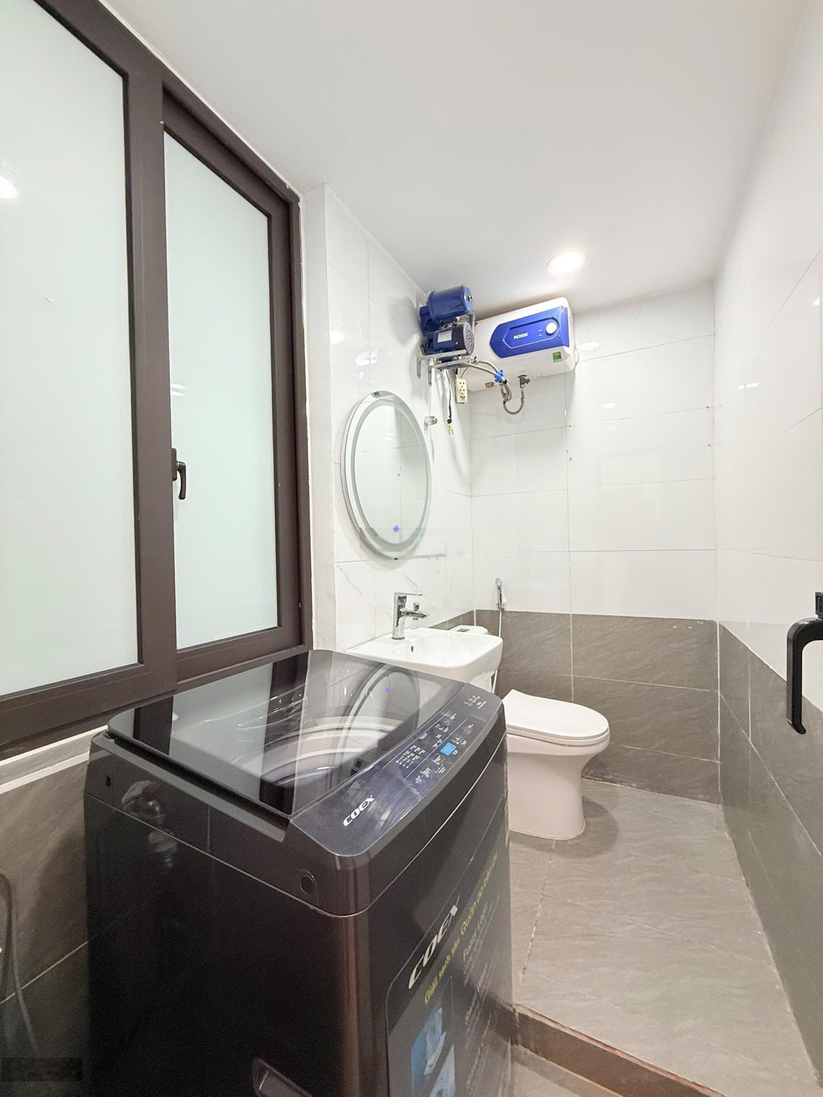 Bán nhà riêng DT 33m x 4 tầng phố Trần Khát Chân - liên hệ 0986014055