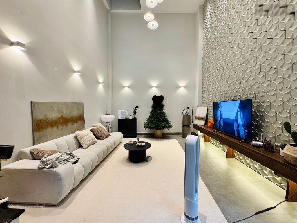 Bán nhà thoại ngọc hầu - 80m2 - 4 tầng btct - hẻm xe hơi 7m - ngang gần 5m - giá chỉ 9,5 tỷ tl