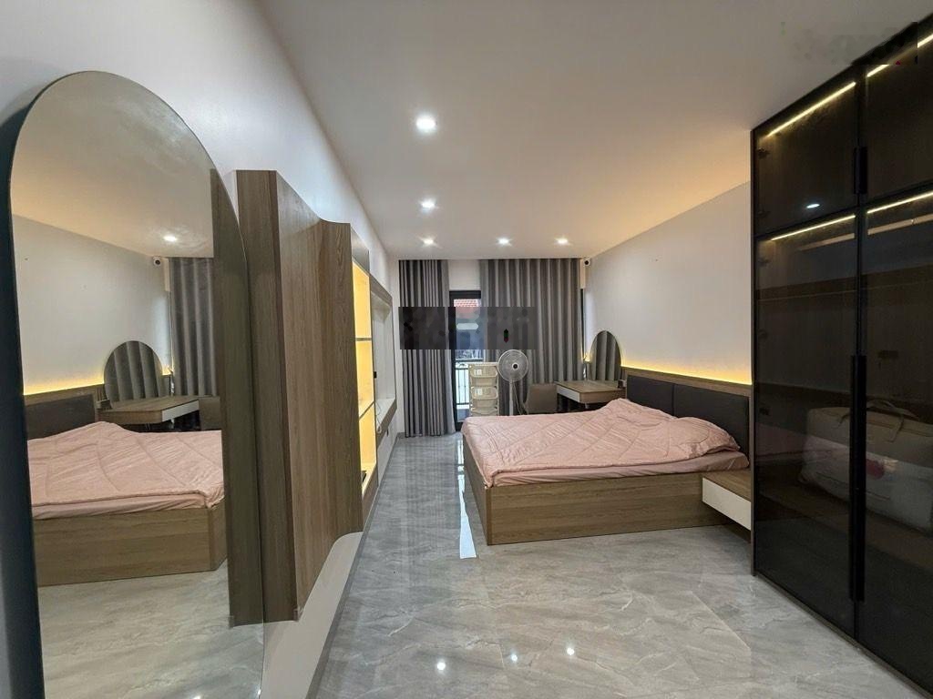 Chính chủ gửi bán nhà ngũ hiệp dt80 m2 giá hơn 10 tỷ vị trí rất đẹp cạnh hồ ô tô ngũ trong nhà