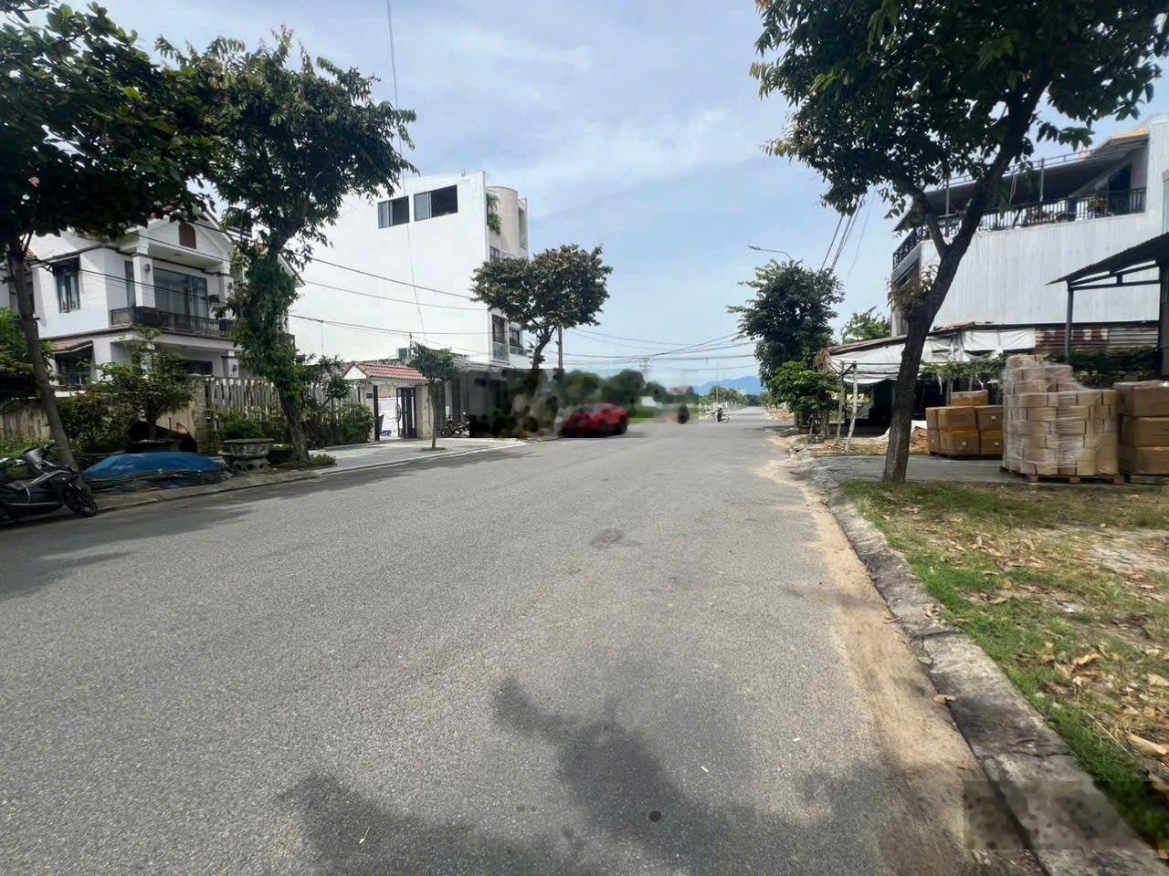 Bán đất mặt tiền 10.5m nguyễn xí, trung tâm liên chiểu, đà nẵng. giá tốt. liên hệ my 0935872118