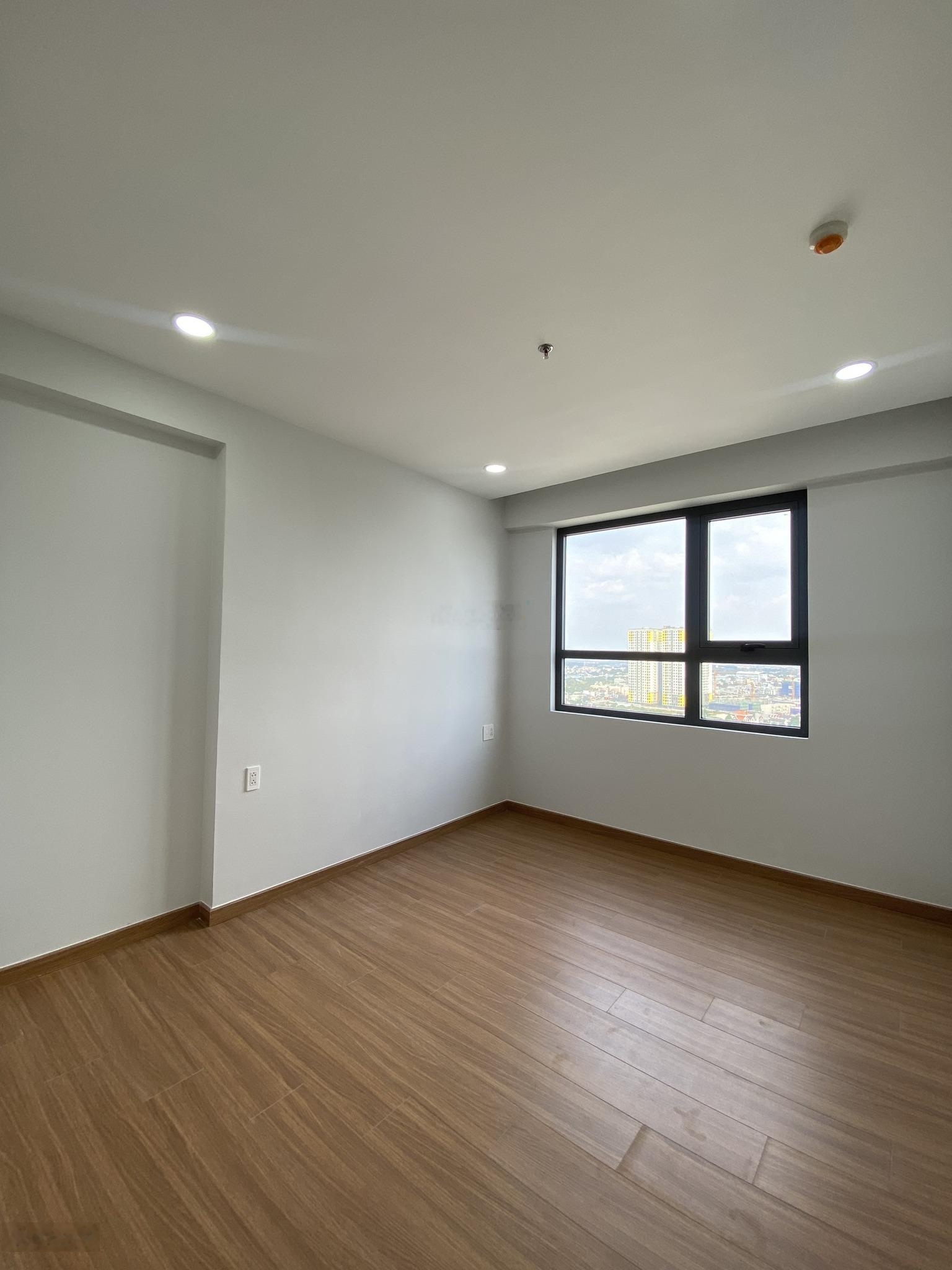 Căn hộ chung cư Phúc Đạt Tower mặt tiền Quốc Lộ 1K Dĩ An giá 36 triệu/m2