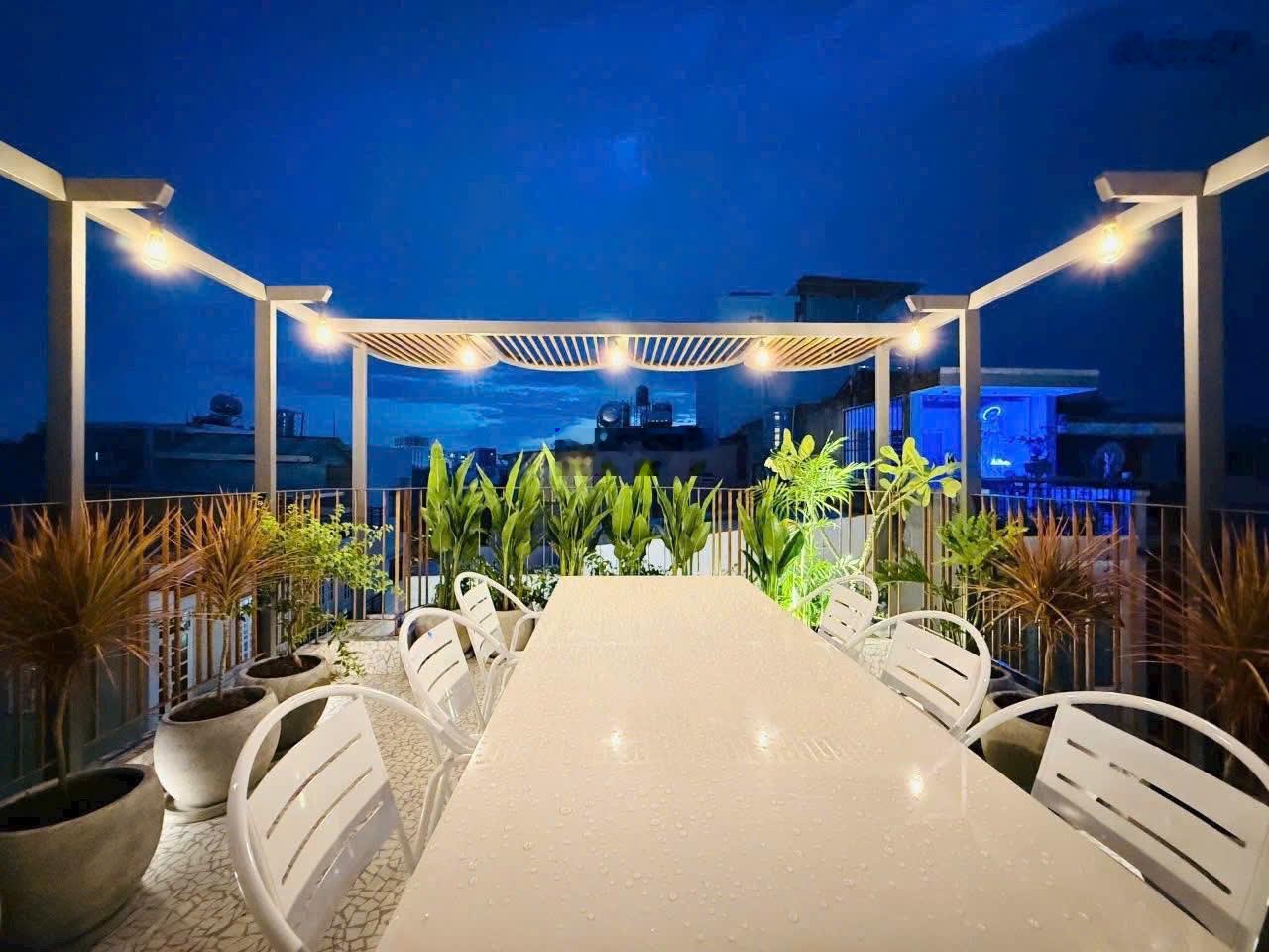 Bán nhanh nhà gần công viên Tao Đàn. Giá chỉ 7 tỷ. Nhà 64m2 Võ Văn Tần,P5,Q3. Xây 1 trệt 3 lầu. SHR