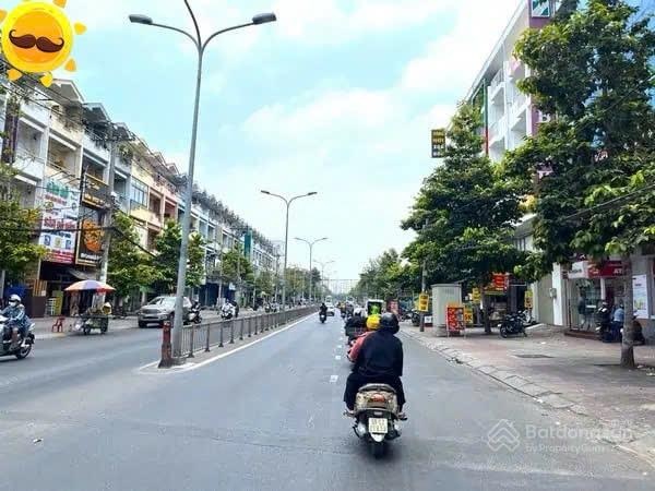 Bán mặt tiền Tạ Quang Bữu đoạn xung nhất ngang 5m dài 15m nhà 5 tầng chỉ 15 tỷ Thương lượng