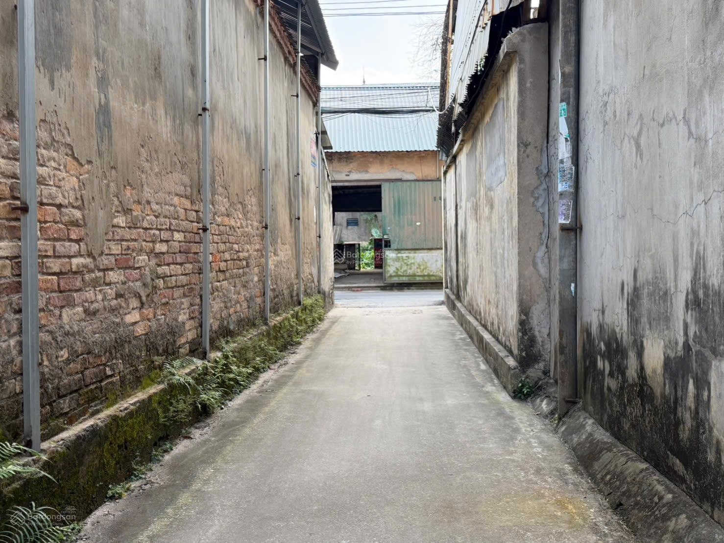 CƠ HỘI TỐT LÔ ĐẤT VĨNH THỌ, HƯƠNG MẠC Ngõ nông, ô tô nhỏ vào tận đất Đất đẹp, vuông v