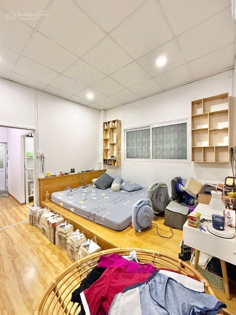 Xô Viết Nghệ Tĩnh- Ngay ngã tư Hàng Xanh- 32m2 (4x 8m) - 2 tầng- sổ vuông A4- 4.68tỷ (TL).