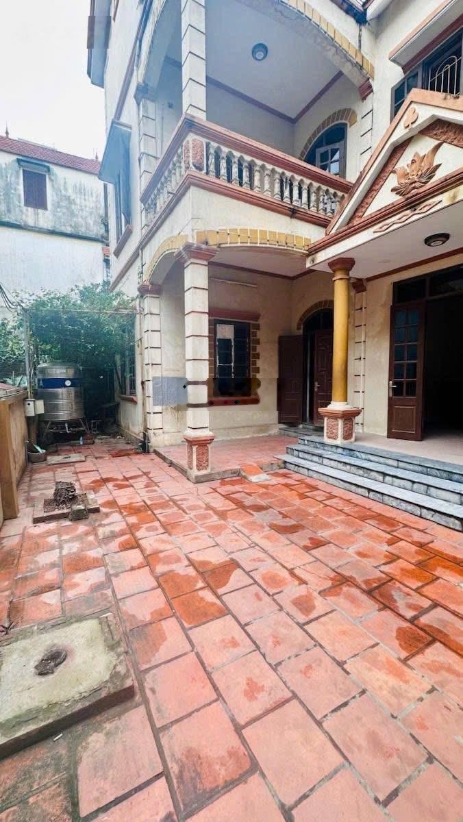 Bán đất Phú thượng Tây hồ 108m chủ đã tách làm 2 mảnh 50m, mảnh 58m, mt 5m cách ô tô 20m