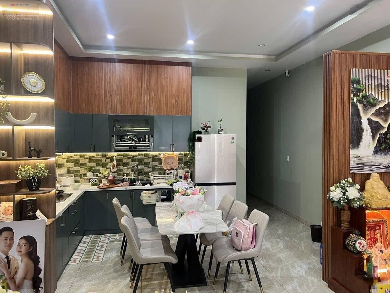 Bán nhà đẹp, mới đường AN BẮC 4 ngay UB Phường Ngũ Hành Sơn. Giá chỉ 7.x tỷ!