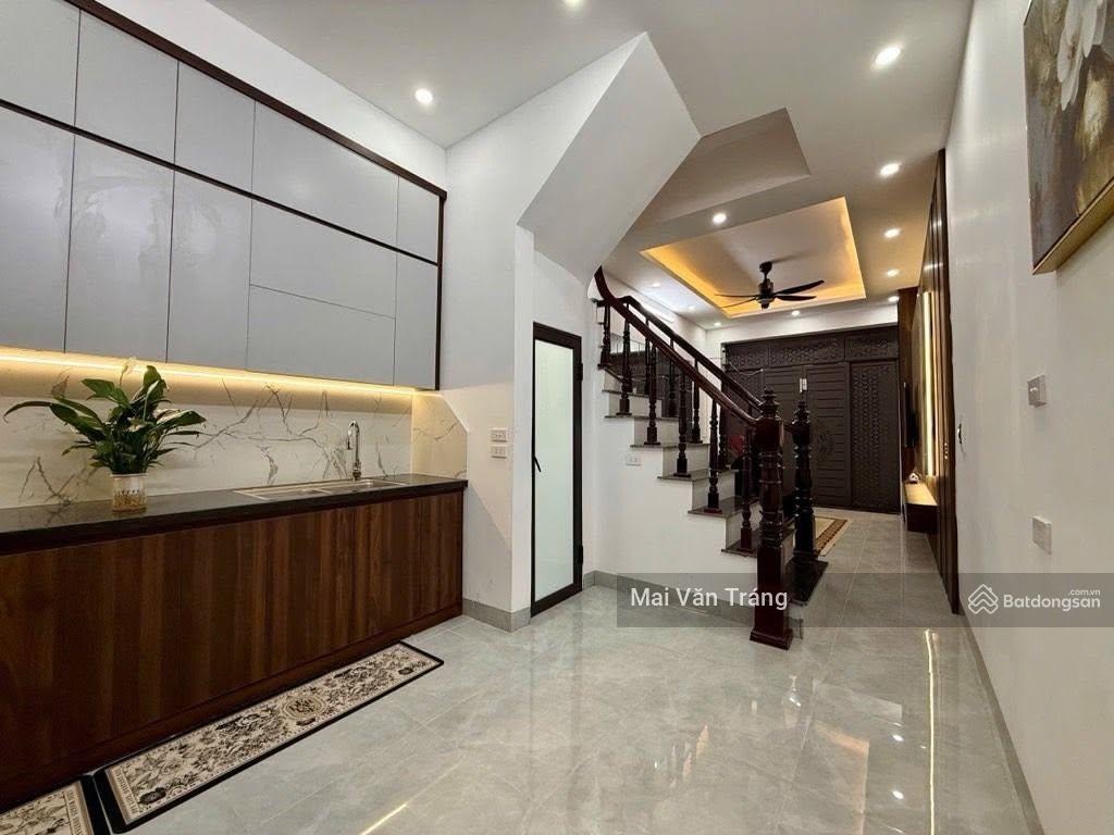 Bán nhà phú đô- lê quang đạo, 39mx5t, 06 ngủ full nội thất, ngõ thông rộng 3m- 8.2 tỷ