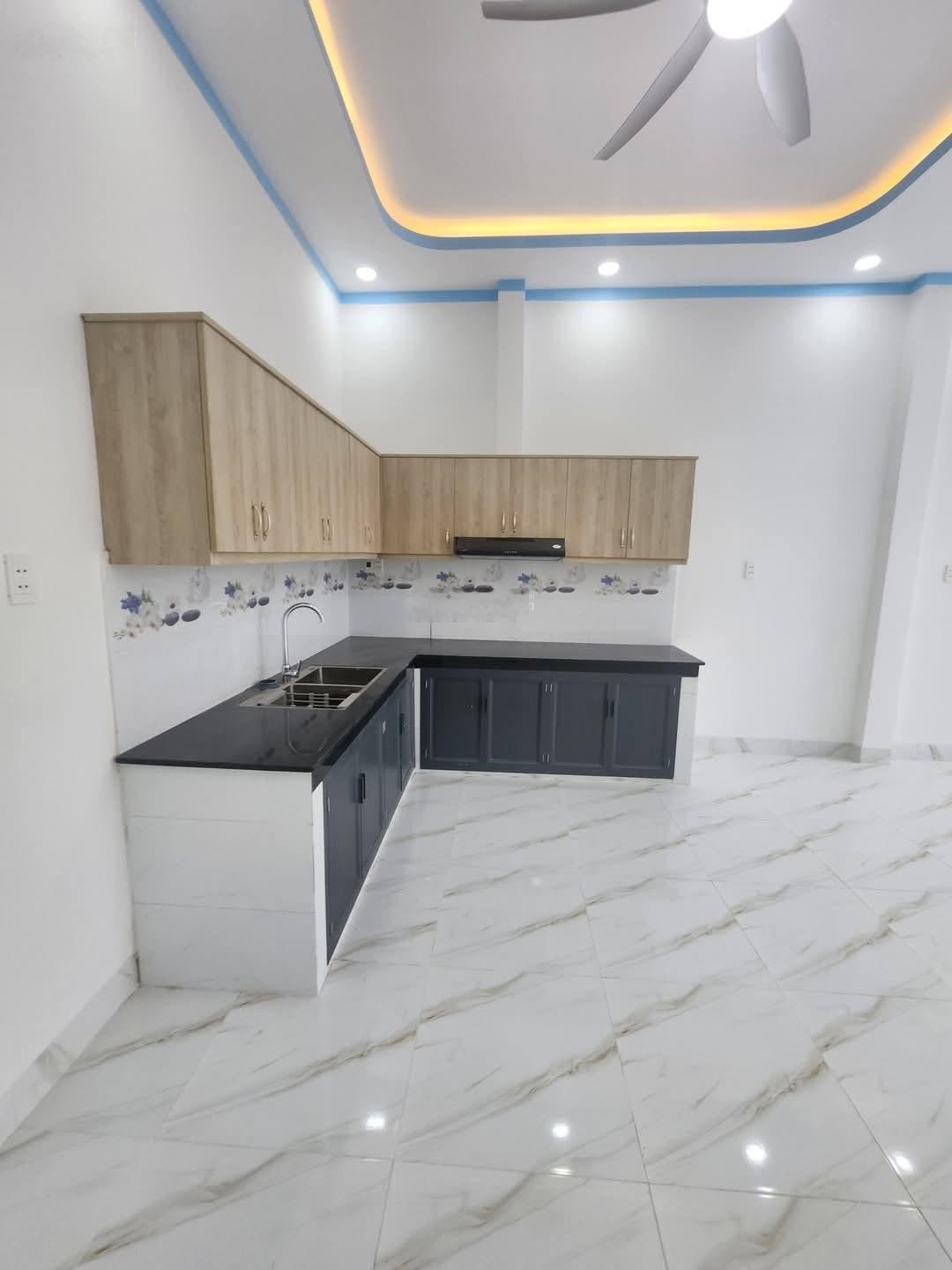 Chính chủ bán nhà mặt tiền Đ. 22 Tháng 12, P. Thuận Giao, Thuận An giá chỉ 980 triệu cách Aeon 300m