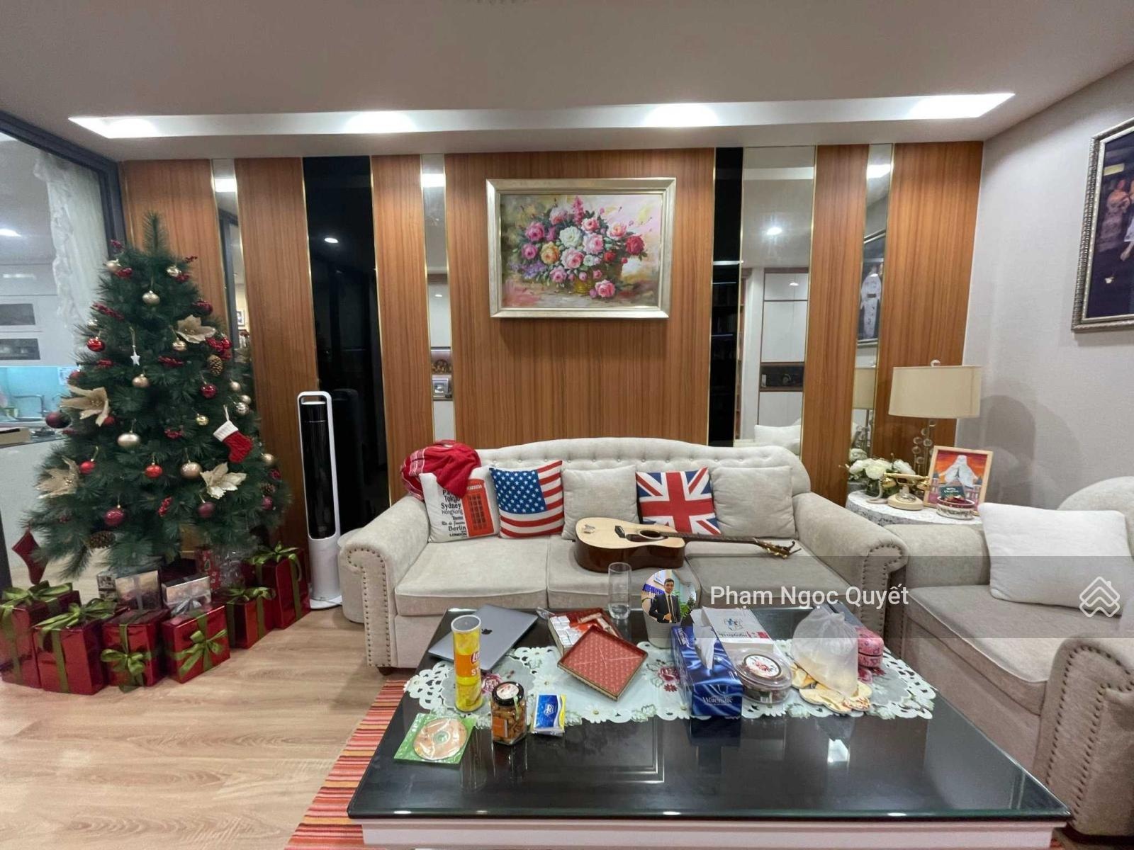 (Giá thật) Chính chủ bán căn 113m2 3PN + 2WC tầng trung full nội thất, giá 11,5 tỷ CC Vinata Tower