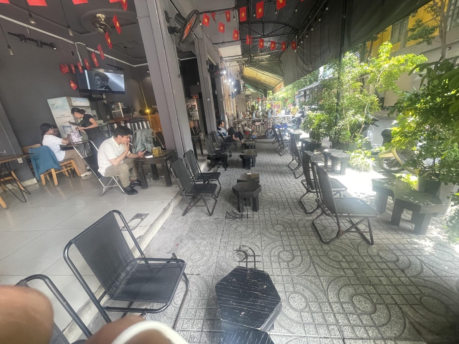 Nhà Mặt tiền Lô góc Trương Vĩnh Ký, ko lộ giới, DT 105m2 (5x21m) 3 tầng, đang KD Cafe. Chỉ 21.3 tỷ