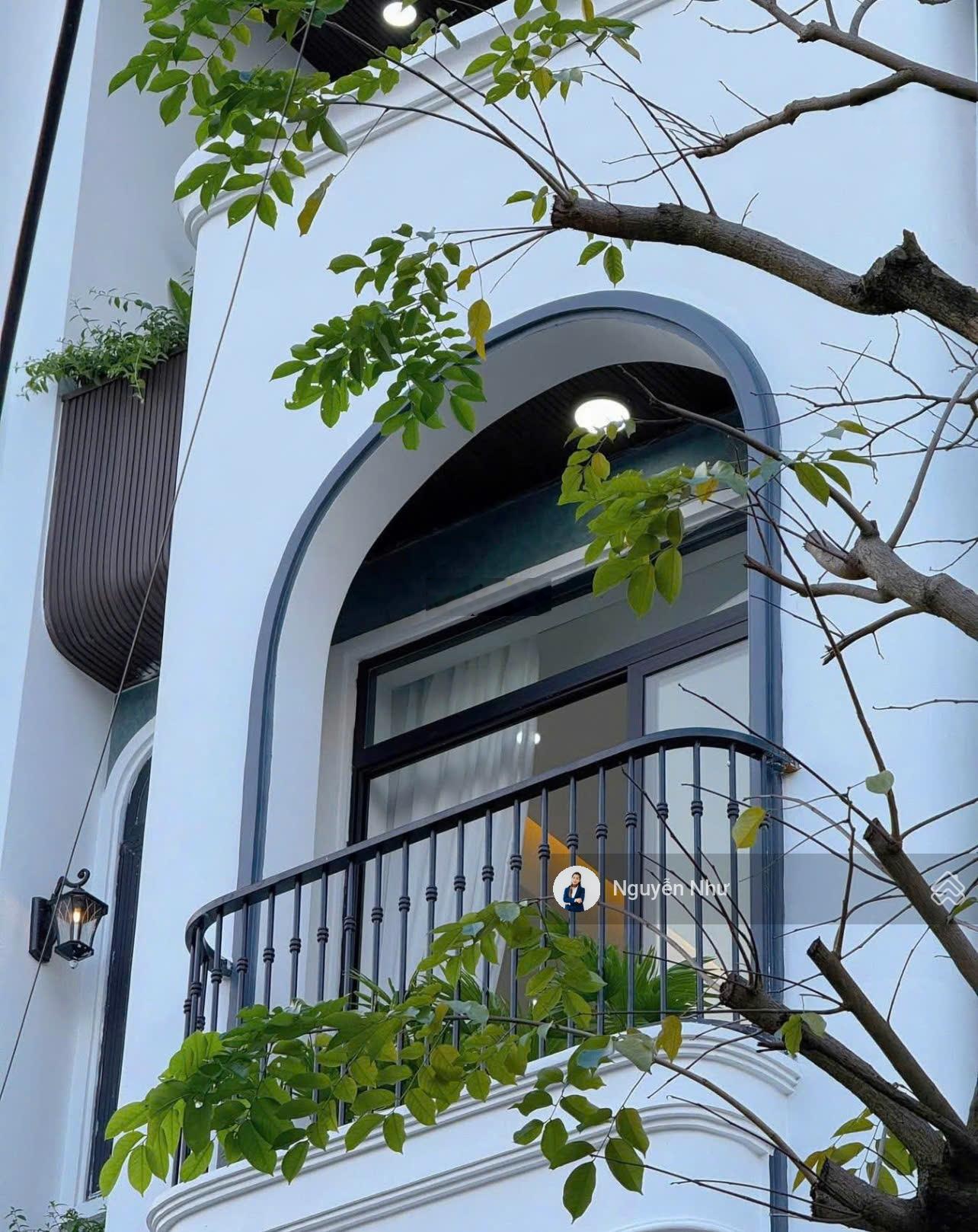 Bán villa Trần Thanh Mại- Sơn Trà- khu phố Hàn- hồ bơi riêng- 75m2x4 tầng, mới xây- ra biển 2 phút