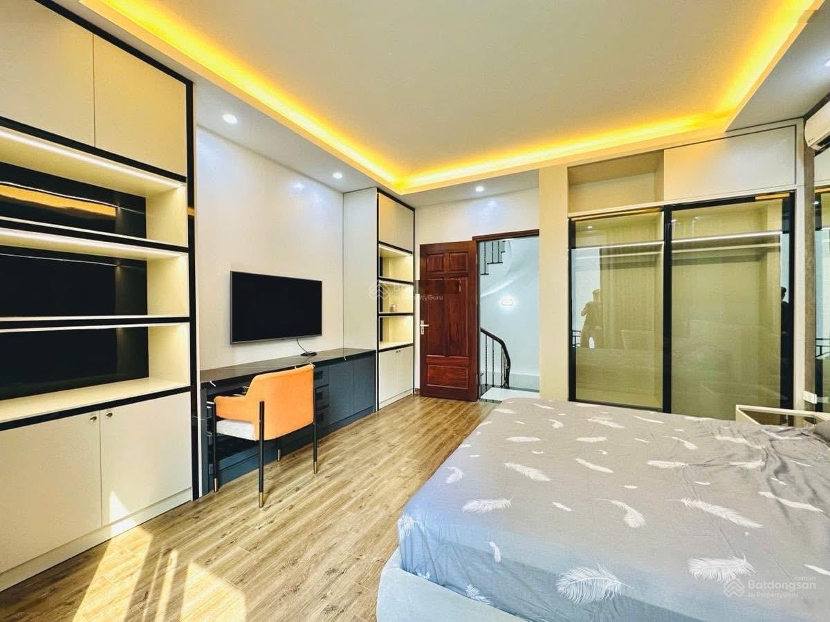 Nhà đẹp đón Tết!2 thoáng, ngõ thông,35m ra phố,ô tô đỗ gần,trước nhà thoáng sáng, nhà xây mới 45m5T