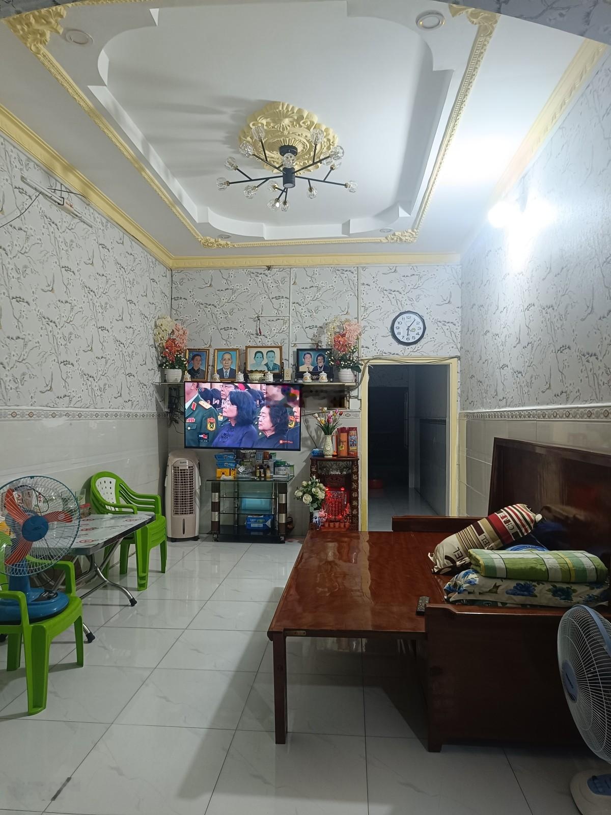 Nhà Tân Bình giáp Gò Vấp hẻm 6m xe hơi đỗ sát nhà chỉ 3.5 tỷ