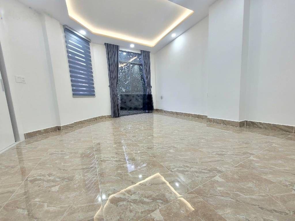 Hẻm xe hơi lê quang định - bình thạnh - ngang 4.5m - 3 pn - nhỉnh 8 tỷ