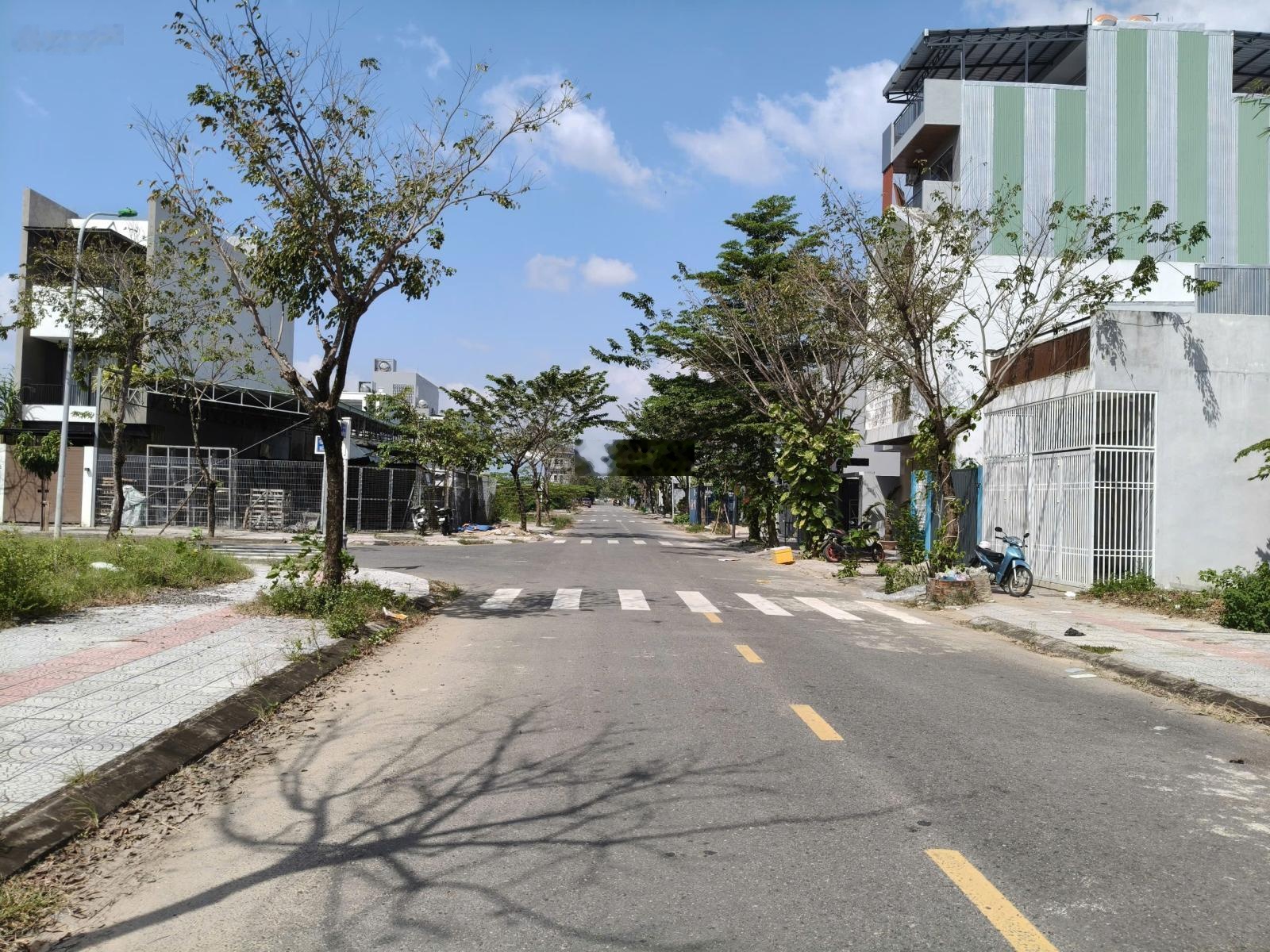 Bán đất nam hoà xuân đường phan huỳnh điểu b2.61 lô 3x sạch đẹp giá 6ty5. lh: 0932558159