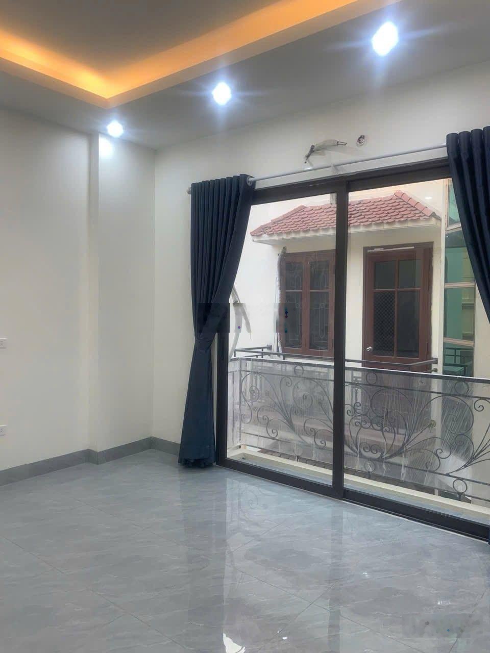 Bán nhà riêng tại Ngô Quyền, 10 tỷ, 35 m2, giá ưu đãi uy tín, Hà Đông, Hà Nội