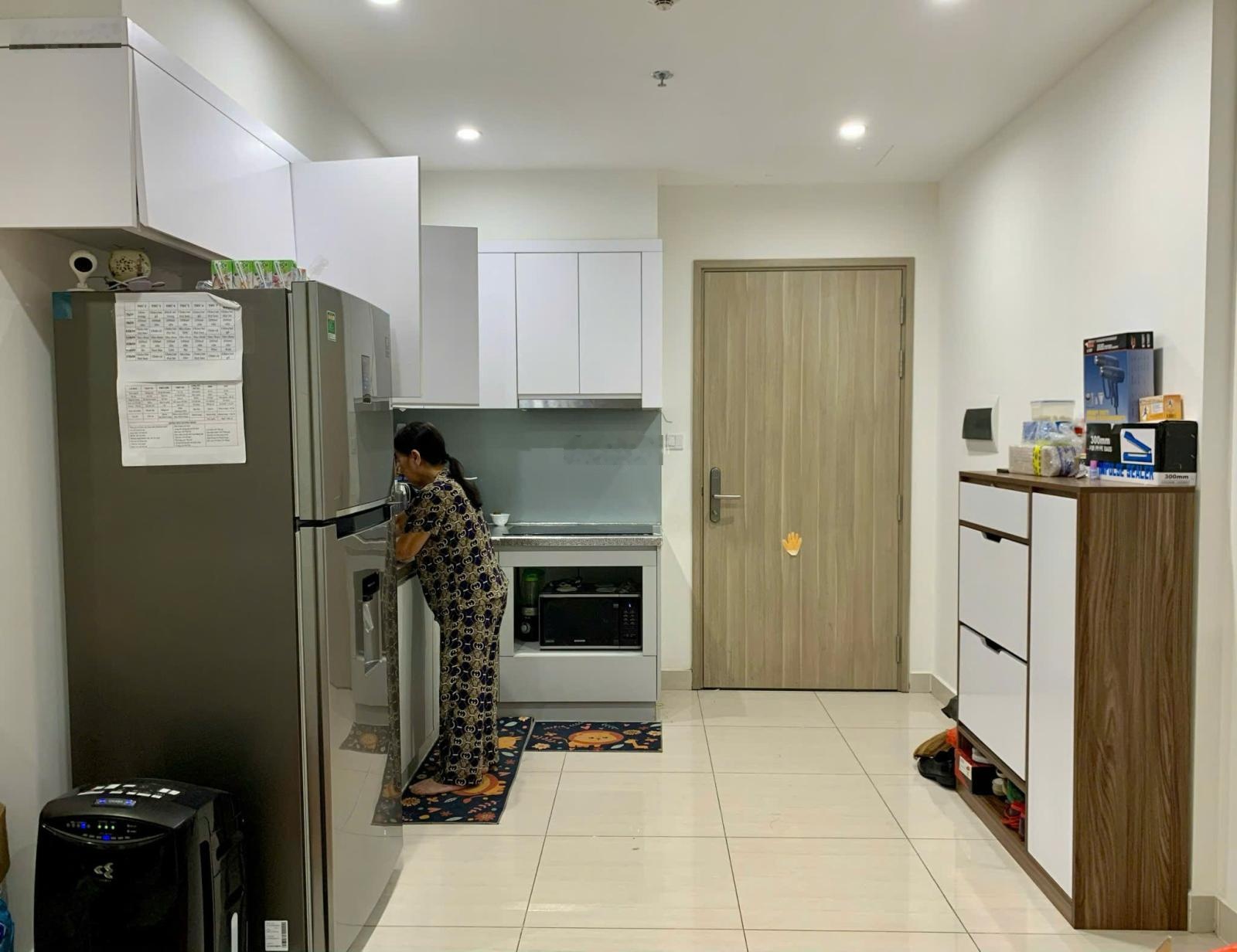 Chính chủ bán căn hộ 2PN 1VS 59m2 nội thất cơ bản chỉ 3,7 tỷ sẵn khách thuê tại Vinhomes OCP 1