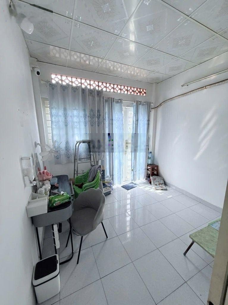 Bán Gấp Nhà Mặt Tiền Trần Thủ Độ, Phú Thạnh, Tân Phú, HCM, giá siêu hời nhỉnh 3 tỷ, 35m2