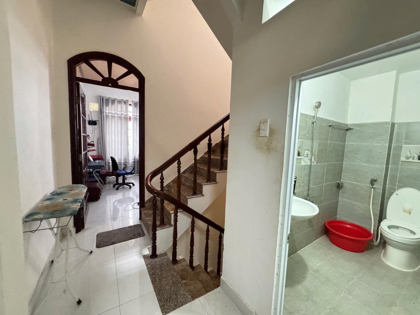 Bán nhà trung tâm tp nha trang khu bàn cờ, đường quang trung - cách biển 3p