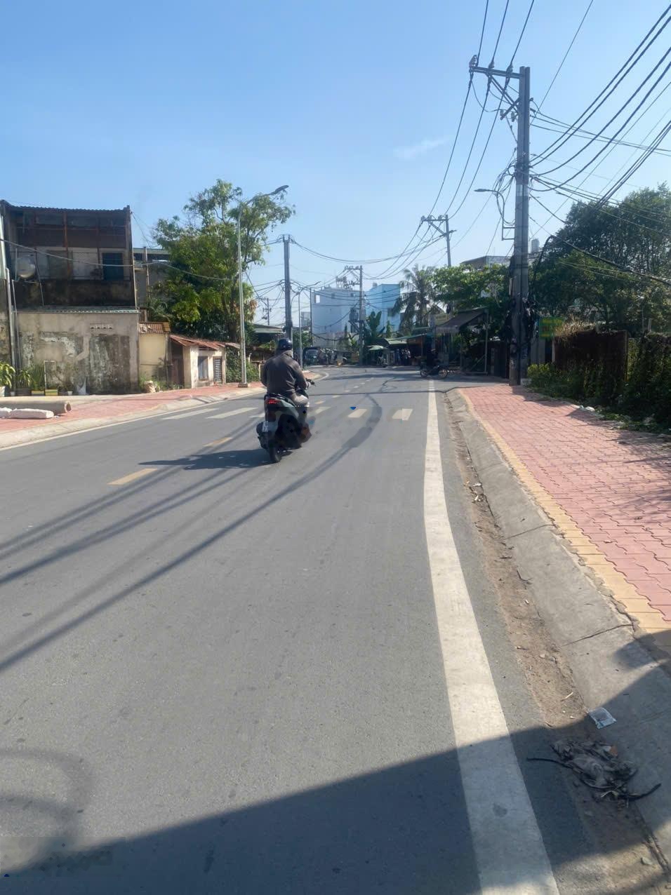 Bán đất 2 mặt tiền đường lớn xã Xuân Thới Thượng đường Kênh Tiêu Bà Điểm 1, Hóc Môn, TP HCM