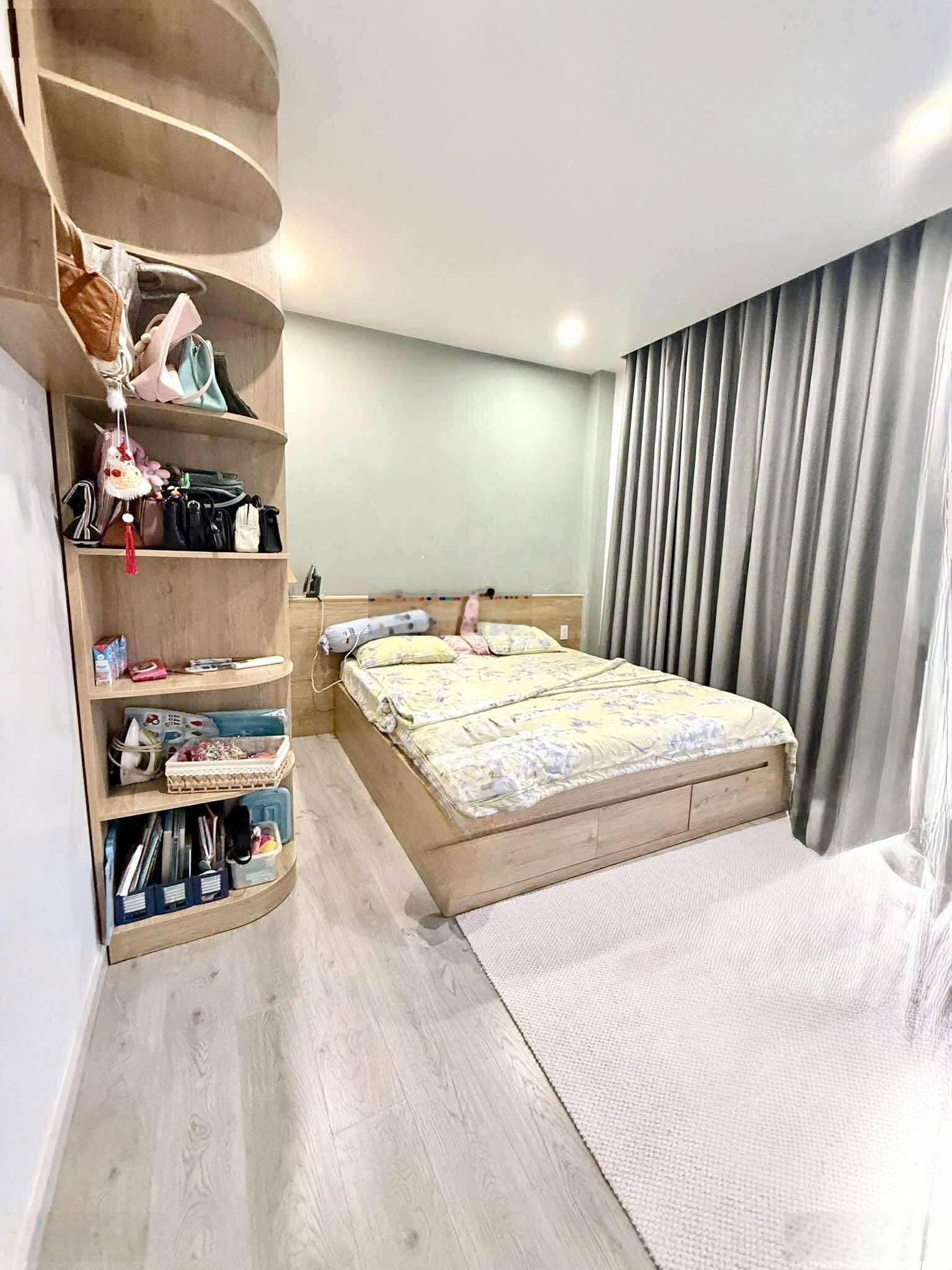 Sát vách quận 1 - p.19, bình thạnh - 50m2 (5.8 x 9.5) - btct 4 tầng 4 phòng ngủ