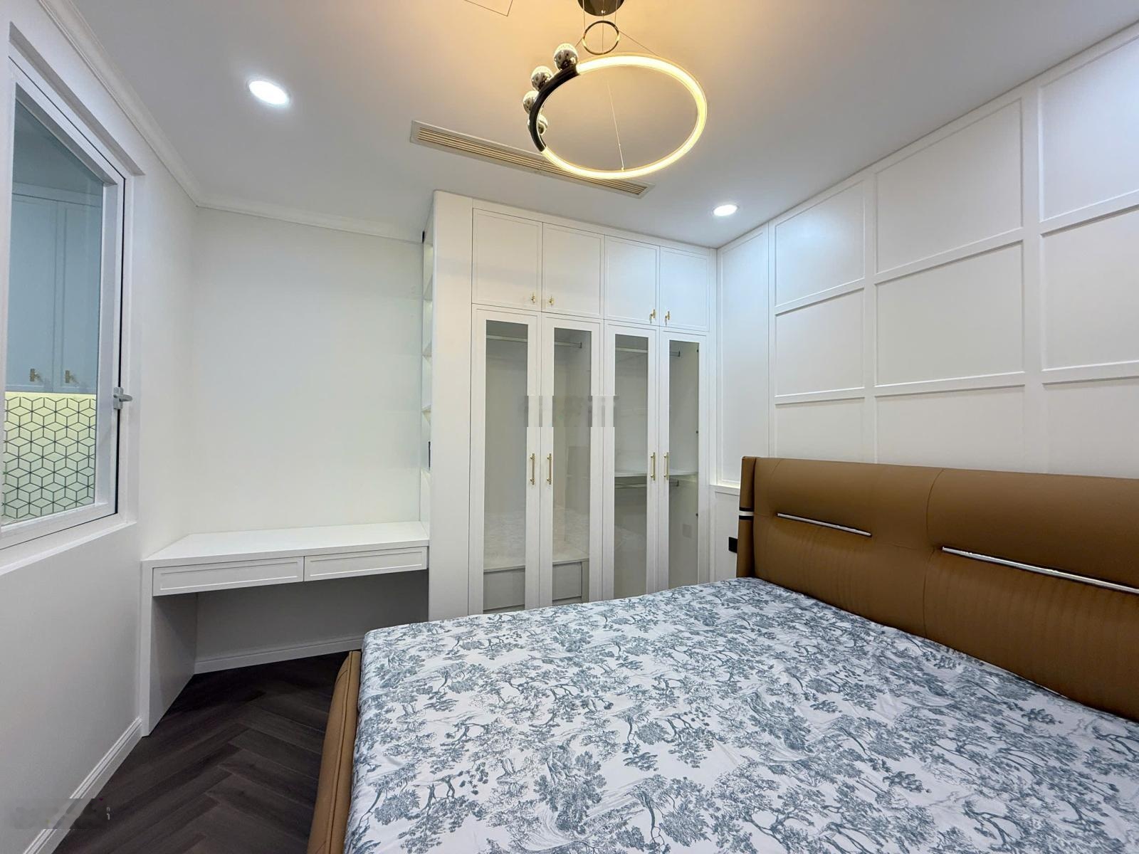 Bán căn hộ 3PN L3-06 Vinhomes Central Park 95m², full nội thất mới,view thành phố giá 16.2 tỷ