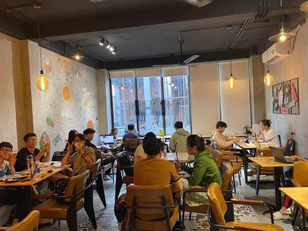 Lê Thúc Hoạch (Q. Tân Phú) - 4 tầng - Diện tích 5,5x11m - Giá 9,x tỷ còn TL