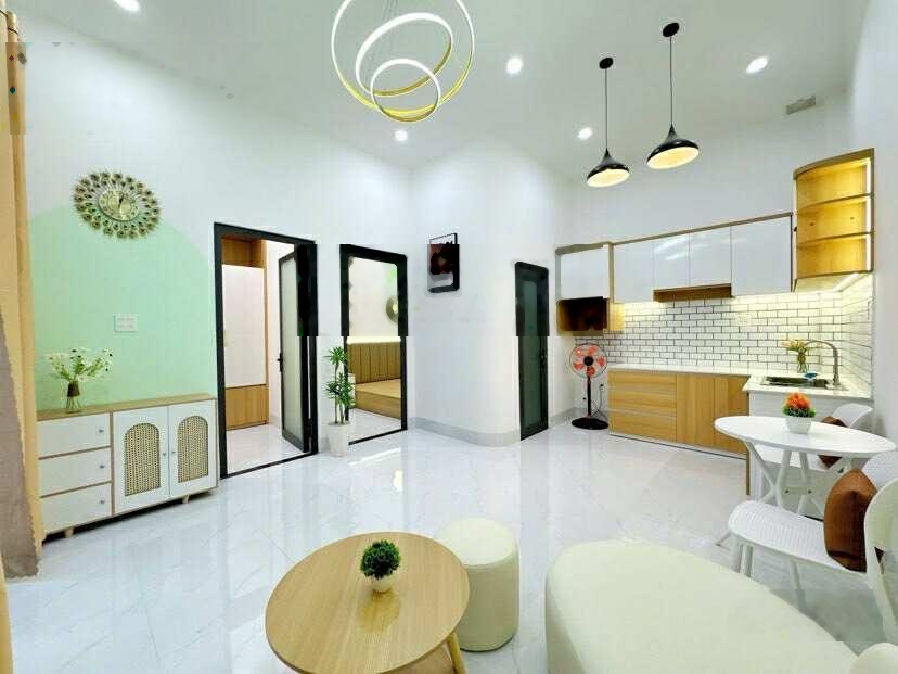 Bán nhà 46.6 m2 mới xây hẻm 44 đường CMT8