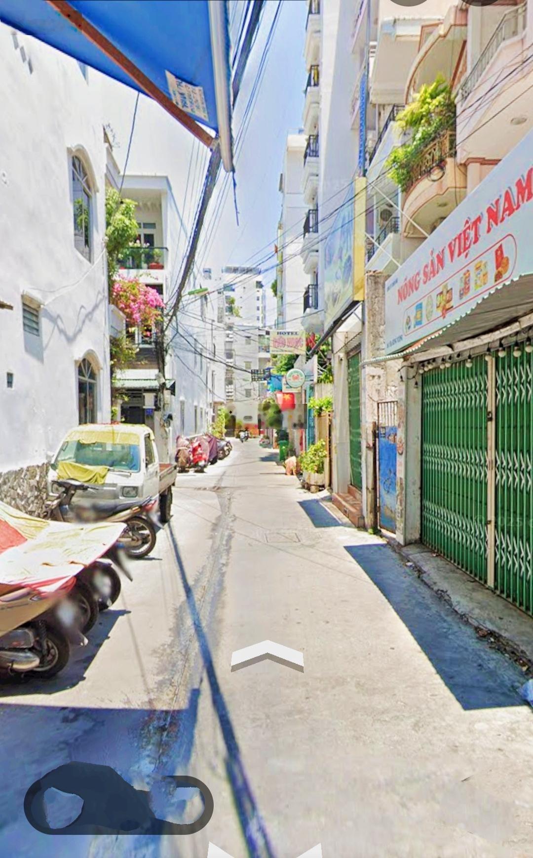 Nhà 3 tầng Hùng Vương _ hẻm ô tô thông Nguyễn Thị Minh Khai Nguyễn Thiện Thuật Giá: 5,9 tỷ