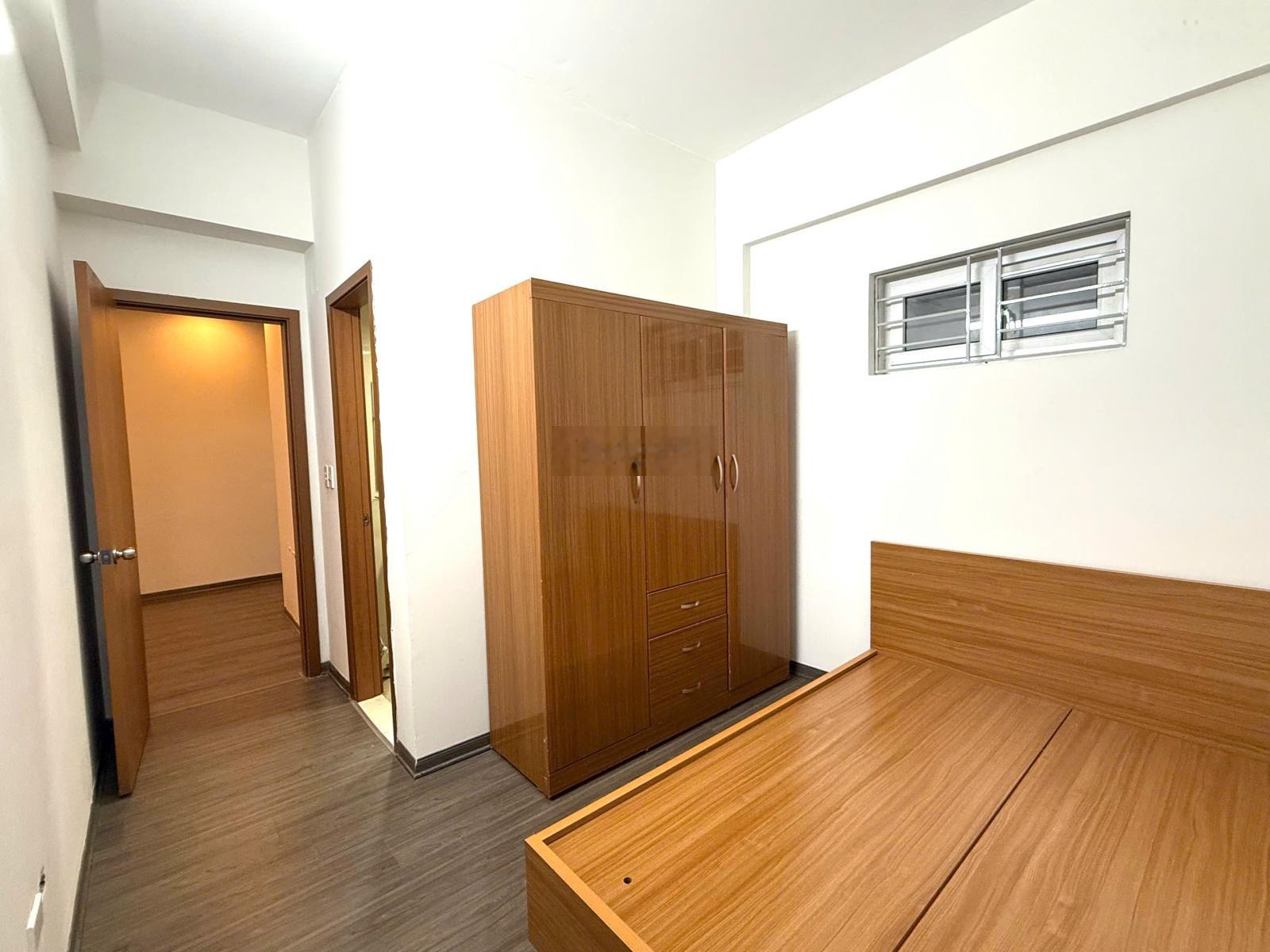 Bán căn hộ HH03B B1.3 KĐT Thanh Hà, DT 66,7m2, 2PN full nội thất, chỉ xách vali về ở, giá 3,29 tỷ