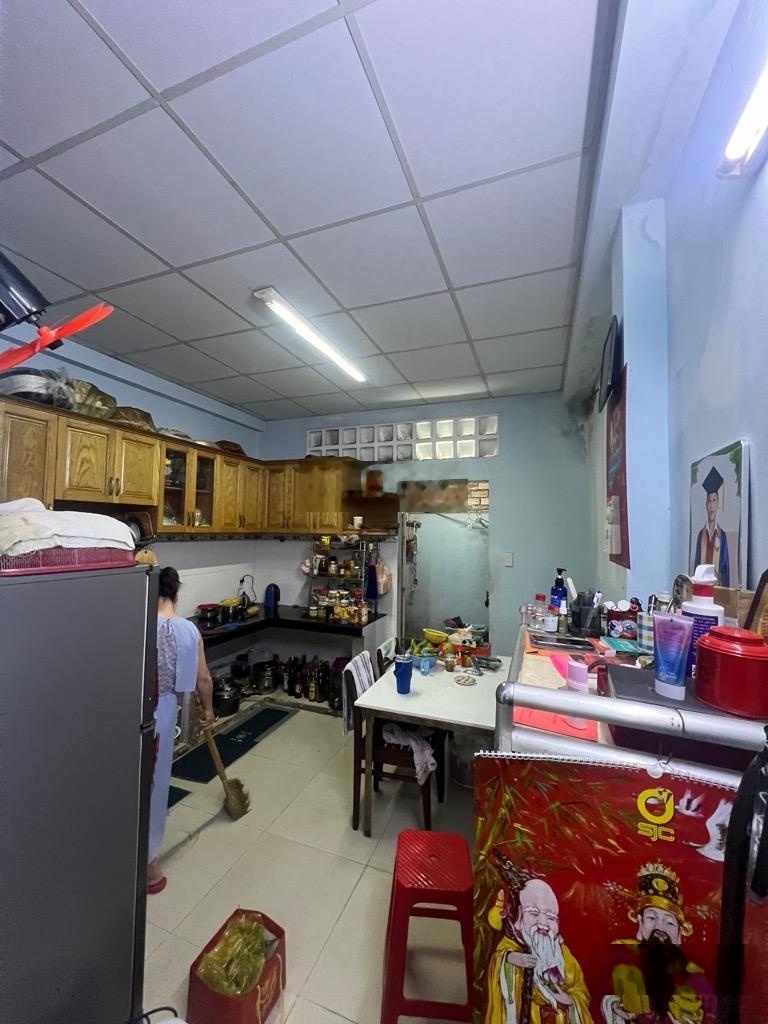 Bán nhà 3 tầng dt 62m2 hxh âu dương lân giáp cầu chữ y quận 8 tiện đi các trung tâm quận 1 quận 5