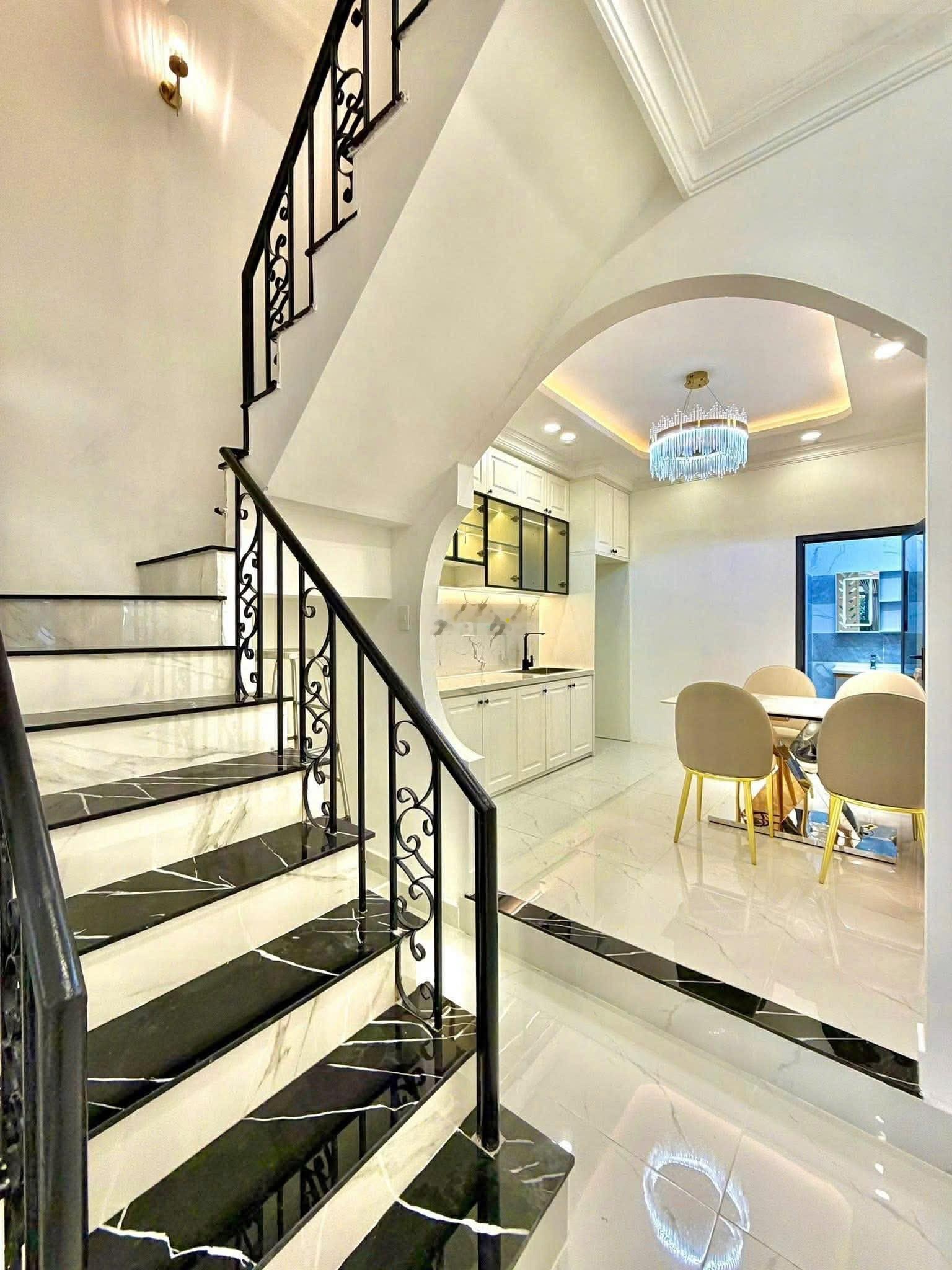 Cần bán nhà mới -phan xích long - q. phú nhuận- 50m2 - 5 tầng - sân thượng 4pn - 6wc- giá 8.99 tỷ