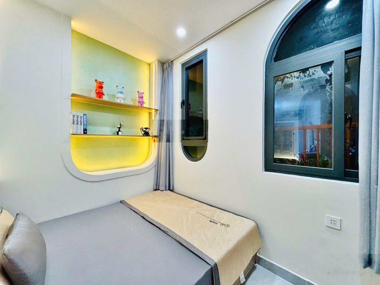 Nhà Đẹp Khu VIP - 2 Tầng - 2 Phòng Ngủ - Khu Đại Học