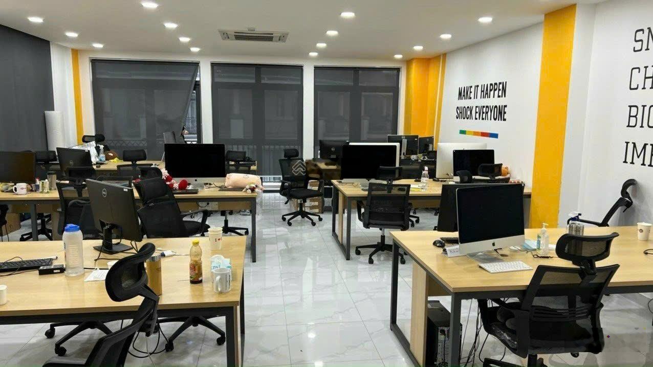 Bán Tòa Nhà Văn Phòng Mặt Tiền Đường Phạm Văn Chiêu-DT 6x33m-4 Tầng-TN 300triệu- giá 35 ty