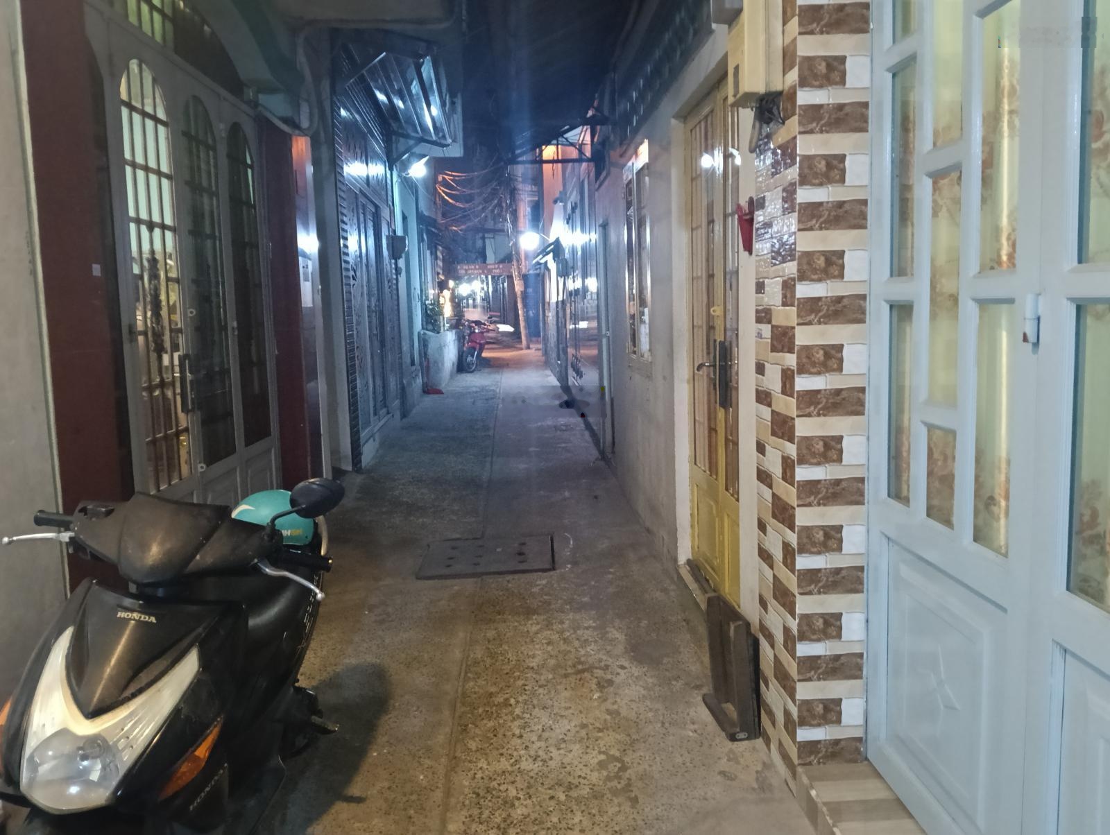 Chỉ 3,6tỷ có ngay hộ khẩu và căn nhà 50m2 phường 2 quận 8.