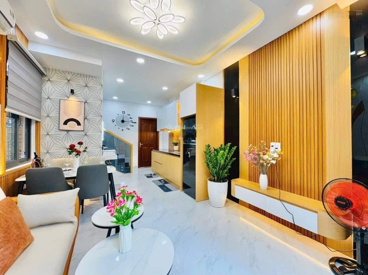 Bán Nhà riêng tại Lê Quang Định, Phường 3, Gò Vấp, Hồ Chí Minh, giảm sâu 200 tr , 40m2, view đẹp