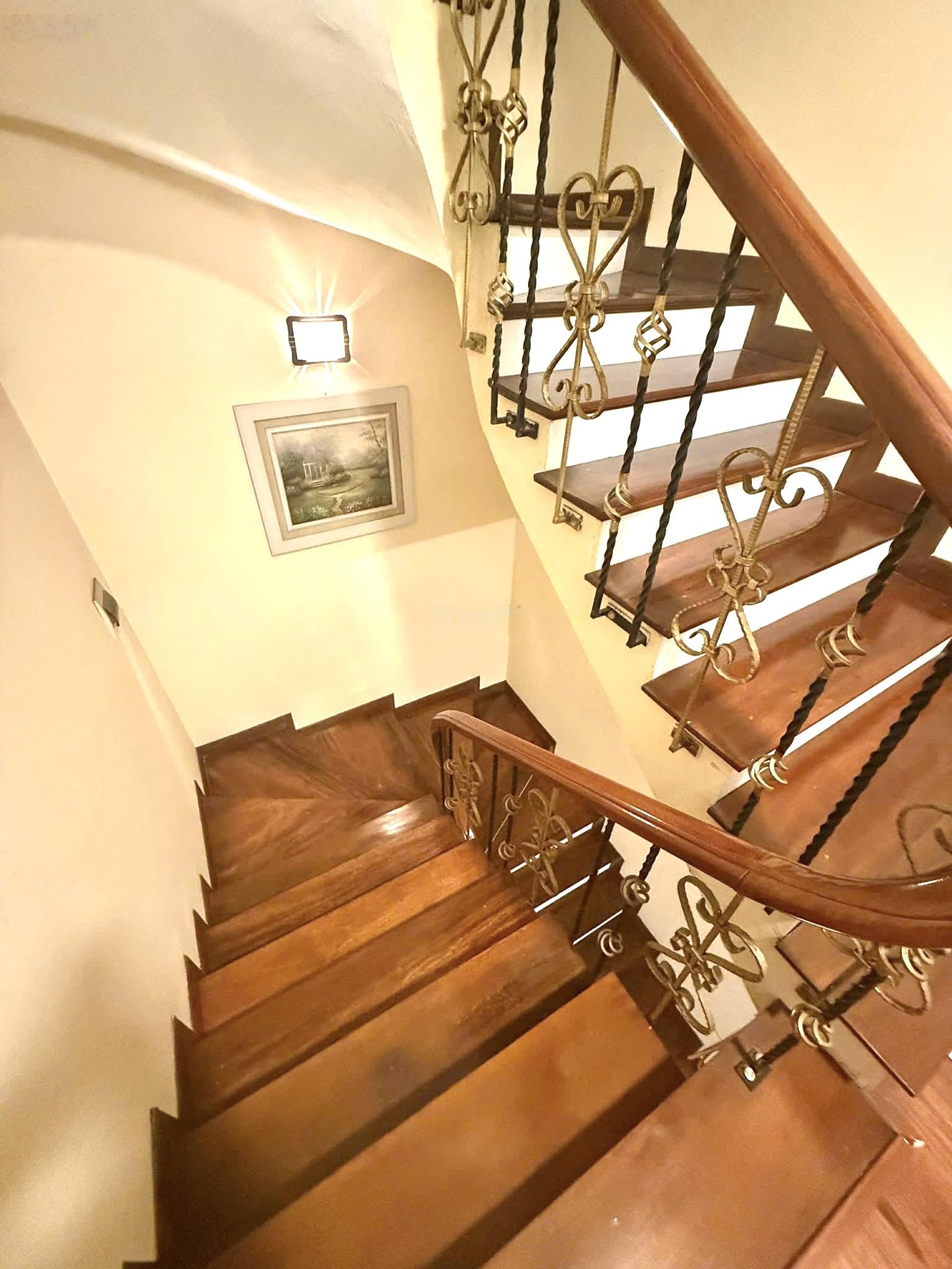 Xuân đỉnh nhà đẹp dân xây - ngõ rộng gần ô tô tránh - hàng xóm ngoại giao đoàn - trước nhà sân rộ