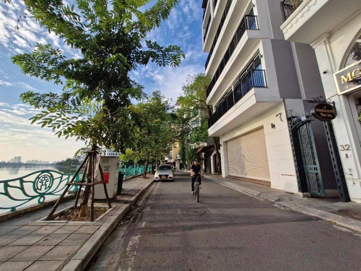 Bán nhà mp yên hoa tây hồ dt 256m x 10t xmt 4,3m giá 158 tỷ có thương lượng