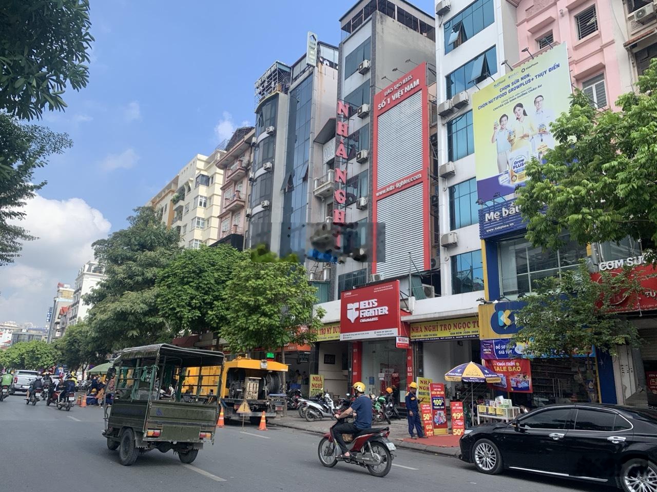 Chính chủ bán gấp 96m2 nhà mặt phố Nguyễn Hoàng 96m2, lô góc, vỉa hè, xây tòa văn phòng, giá 52 tỷ.