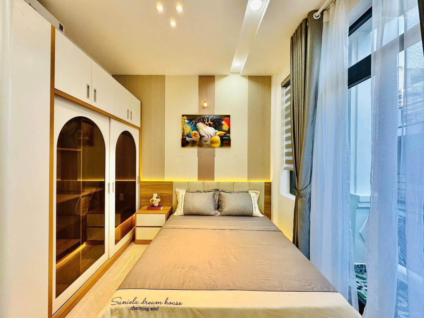 SIÊU HIẾM. Nhà 40m2 xây 1 trệt 2 lầu + sân thượng. Trung tâm Gò Vấp, gần CV Gia Định. Giá 1,55 tỷ.