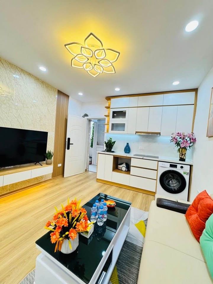 Nhà 4 tầng trung tâm Ba Đình, sổ 25,7m², full nội thất, sẵn sàng đón chủ mới