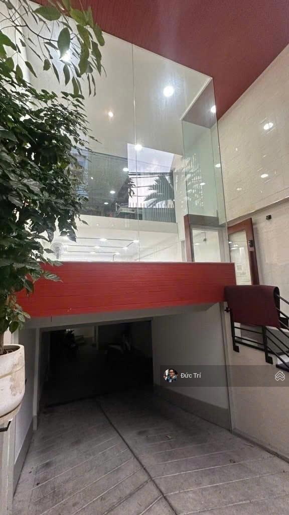 Tài sản dòng tiền 5.5% hầm 5 tầng ngay Nguyễn Văn Trỗi, Tân Bình, mà giá chỉ 27,5 tỷ