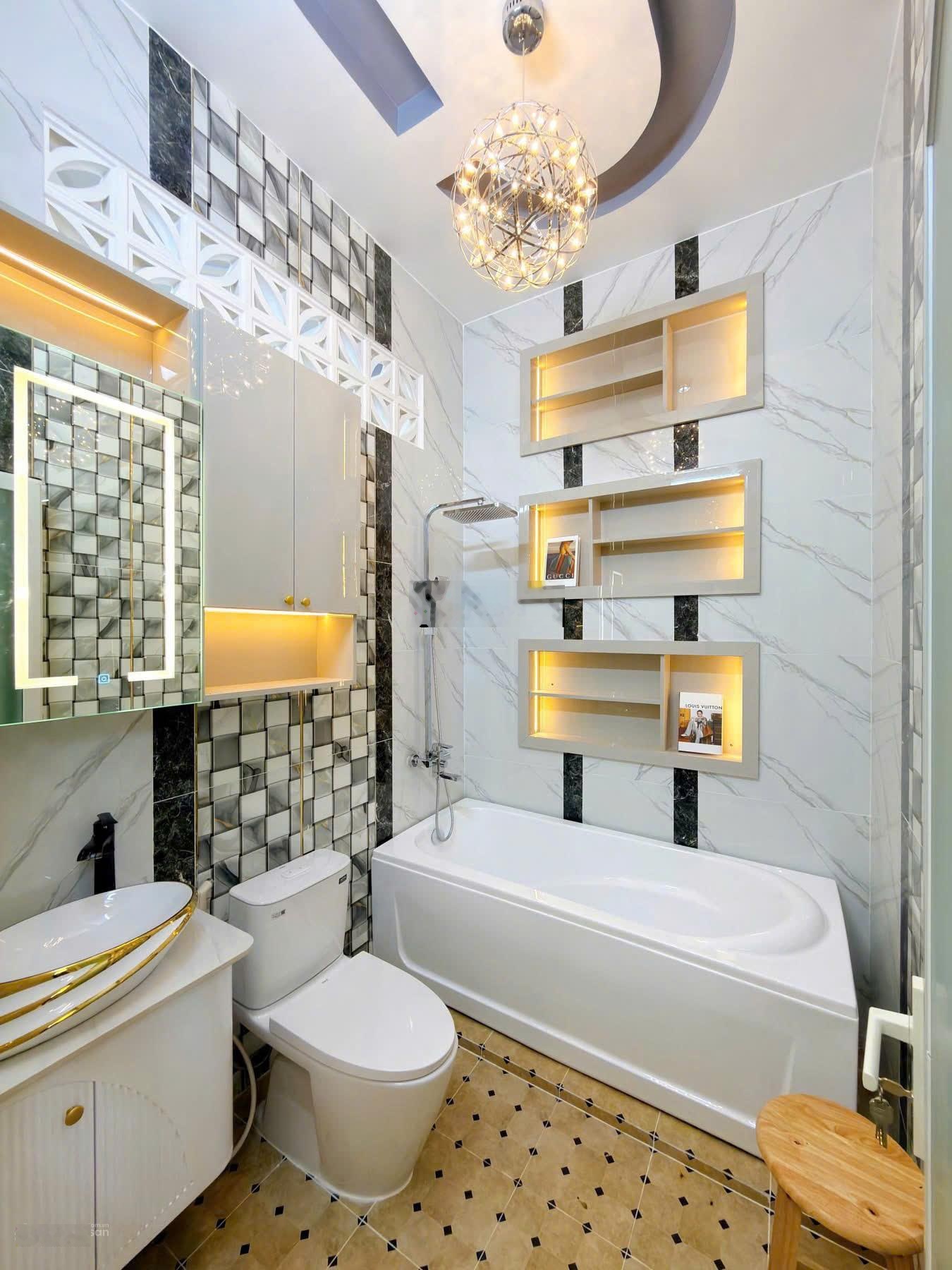 Hạ giá 500triệu bán gấp nhà Đs 38 - HBC gần Gigamall chỉ còn 2Tỏi850 sổ hồng chính chủ mua bán ngay