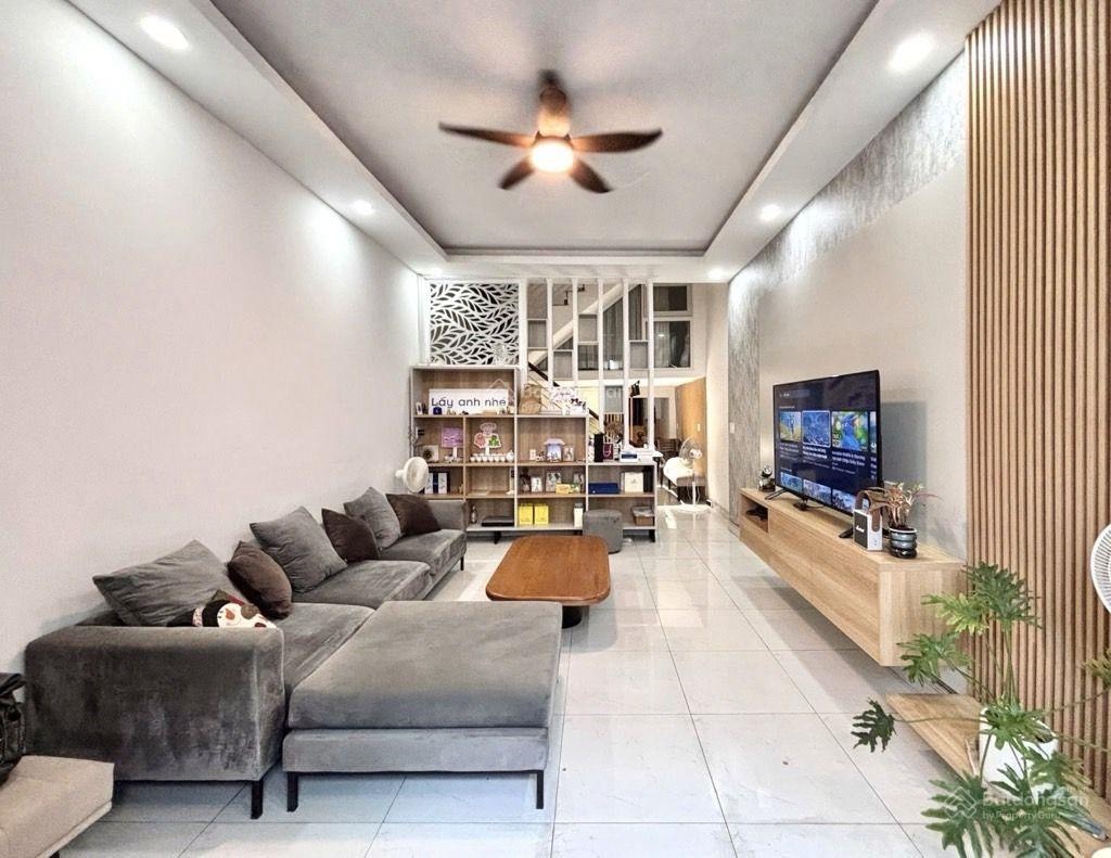 Gấp bán 11.65 Tỷ giảm về 11.2 Tỷ! - Bán nhà 4 tầng 64m2 - Hẻm to 6m hẻm thông ra BXMĐ ĐBL