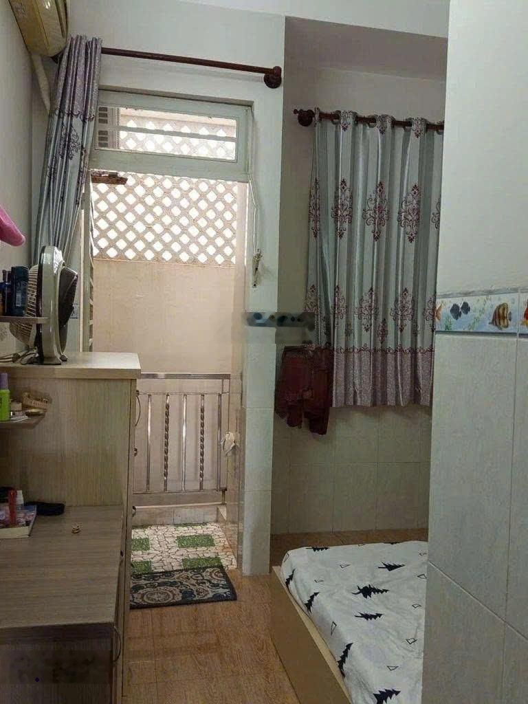 Nhỉnh 7 tỷ! Nhà đẹp đường 110 Bà Hom gần công viên, P. 13, Q. 6 - 63m2 công nhận - 4 tầng mới keng