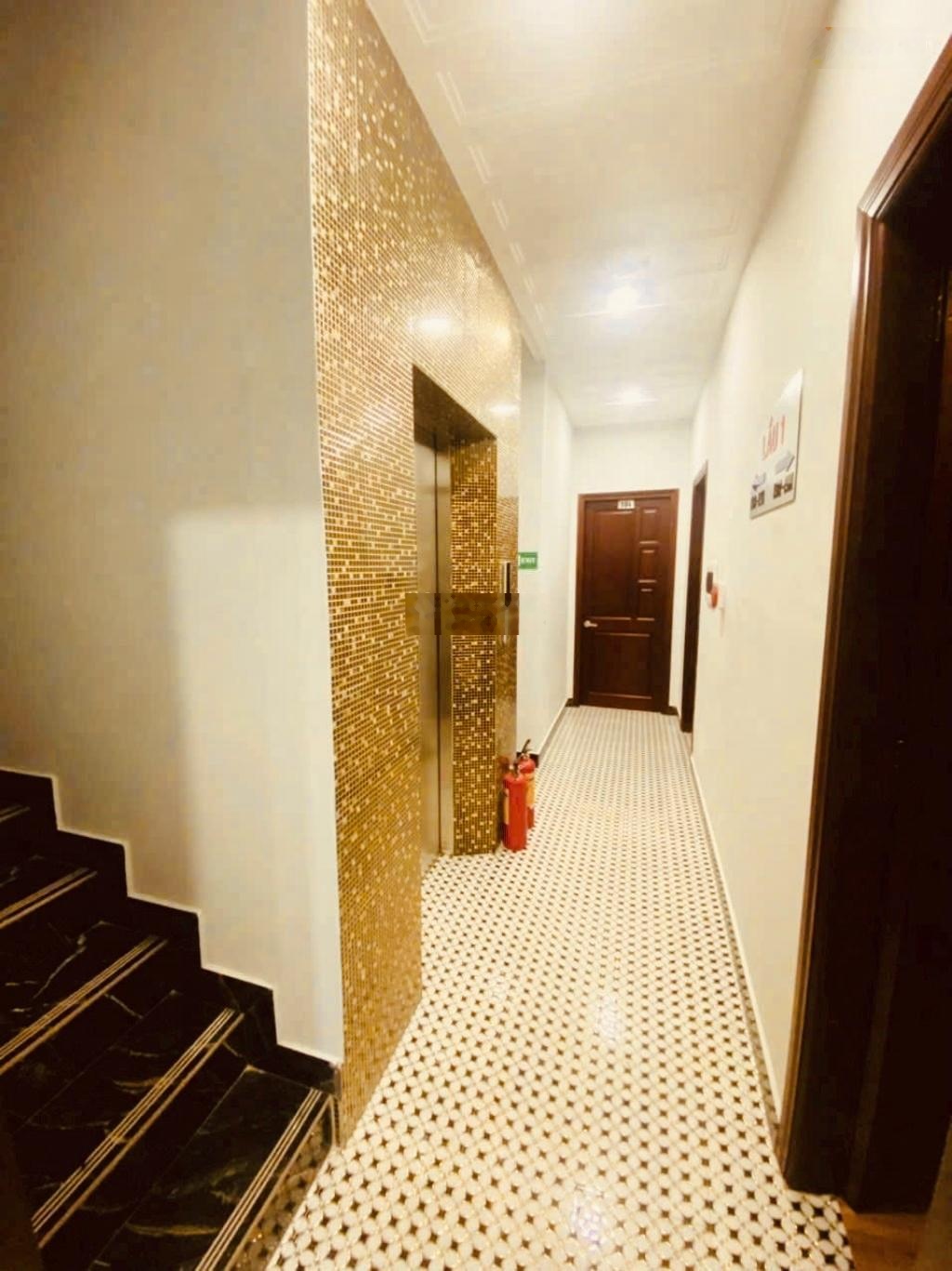 Bán khách sạn 6 tầng quận 7 cách phú mỹ hưng chỉ 5phút